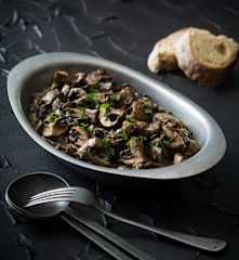 Garlic mushrooms