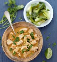 Poulet thaï, choux pak-choï à la vapeur