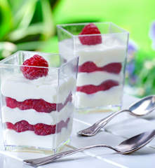 Mousse cioccolato bianco e lamponi