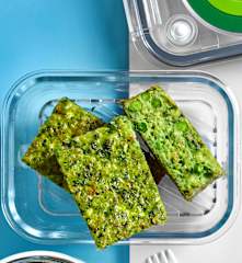 Zucchini cheddar slice