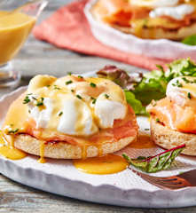 Maple Eggs Benedict with Smoked Salmon