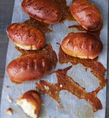 Petits pains au lait au caramel