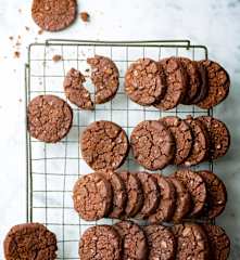 Petits sablés au chocolat, cacao et fleur de sel
