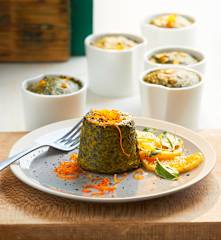 Tortini al cavolo nero, peperoncino e arancia