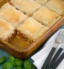 Ριγκατόνι με φύλλα μπακλαβά