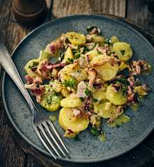 Pellkartoffel-Gurken-Salat