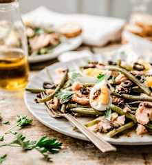 Salade niçoise au saumon