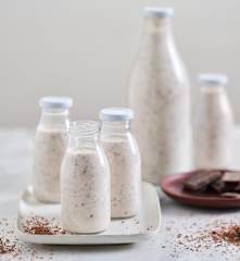 Iogurte líquido de stracciatella