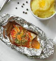 Papillotes de merluza austral con puré de papas