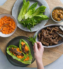Barbecued beef with ssamjang sauce