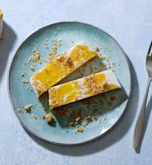Vegan Mango and Coconut Panna Cotta with Oat Crumble