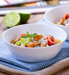 Insalata di cozze e salsa al lime