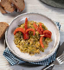 Kümmelkraut mit Debrezinerkraken