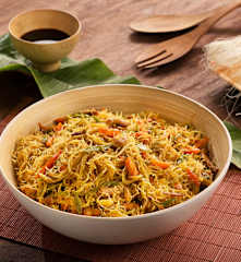 Fideos filipinos (Pancit) - Filipinas