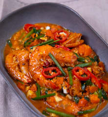 กุ้งผัดไข่เค็ม