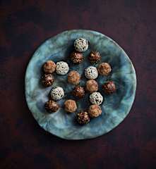 Hazelnut crunch bliss balls