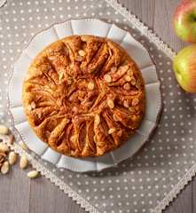 Torta di mele, cannella e mandorle