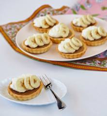 Banoffee tartlets