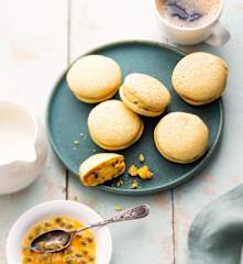 Macarons aux fruits de la Passion