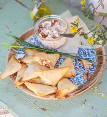 Samoussas à la tomate et à la ricotta