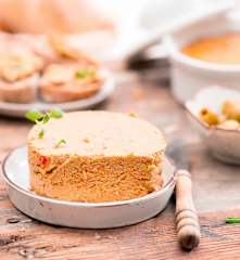 Pasztet z kaczki z oliwkami