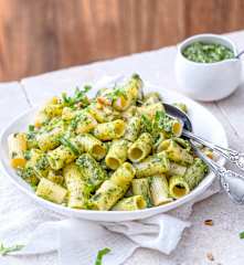 Rigatoni et pesto de mâche