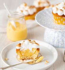 Lemon meringue cupcakes