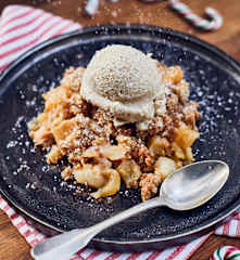 Apple Crumble with Vanilla Cashew Ice Cream