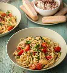 Spaghetti with Mussels and Tiramisu Dip