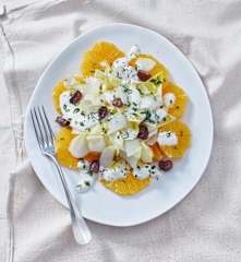 Chicoréesalat mit Orangen und Joghurt-Schnittlauchdressing