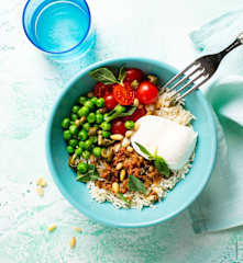 Ensalada de arroz con aliño de pesto rojo
