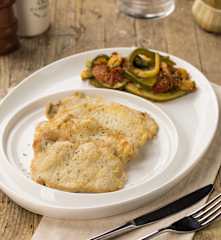 Scaloppine con zucchine alla mediterranea
