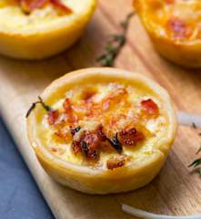 Quiche thịt hun khói