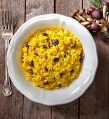 Risotto zafferano e pioppini