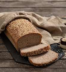 Chleb bezglutenowy na zakwasie owsiano-ryżowym