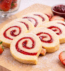 Bahulu Gulung (Malay Roll Cake)