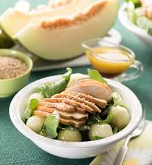 Ensalada de espinacas, pollo y melón