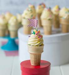 Ice cream cone cupcakes
