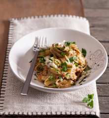 Tagliatelle z wołowiną i gorgonzolą (Ragù bianco)