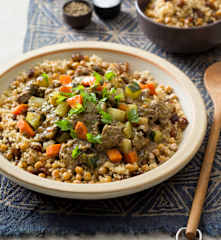 Stufato marocchino di manzo e cous cous israeliano