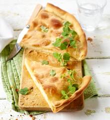 Gefüllte Focaccia mit Crescenza-Käse