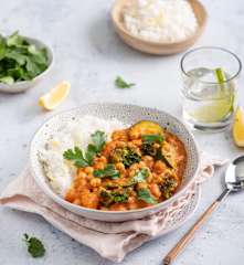 Wegańskie curry z cytrynowym ryżem