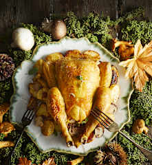 Galletto ripieno con funghi e salsiccia