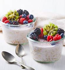 Oat and Pomegranate Overnight Oats