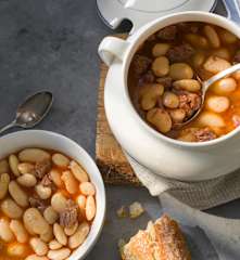 Judías de El Barco de Ávila con carrillera de ternera en cocción lenta