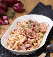 Insalata di fagioli e cipolla di Tropea