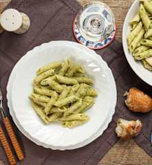 Pennette risottate al pesto di spinacino e anacardi