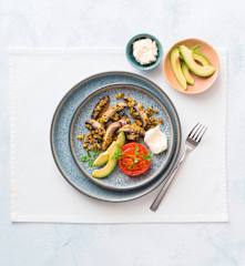 Mushrooms with pistachio butter