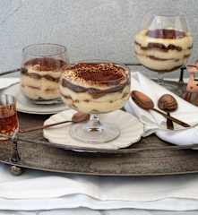 Christmas tiramisu