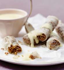 Rollitos de nueces y dátiles (sin gluten)